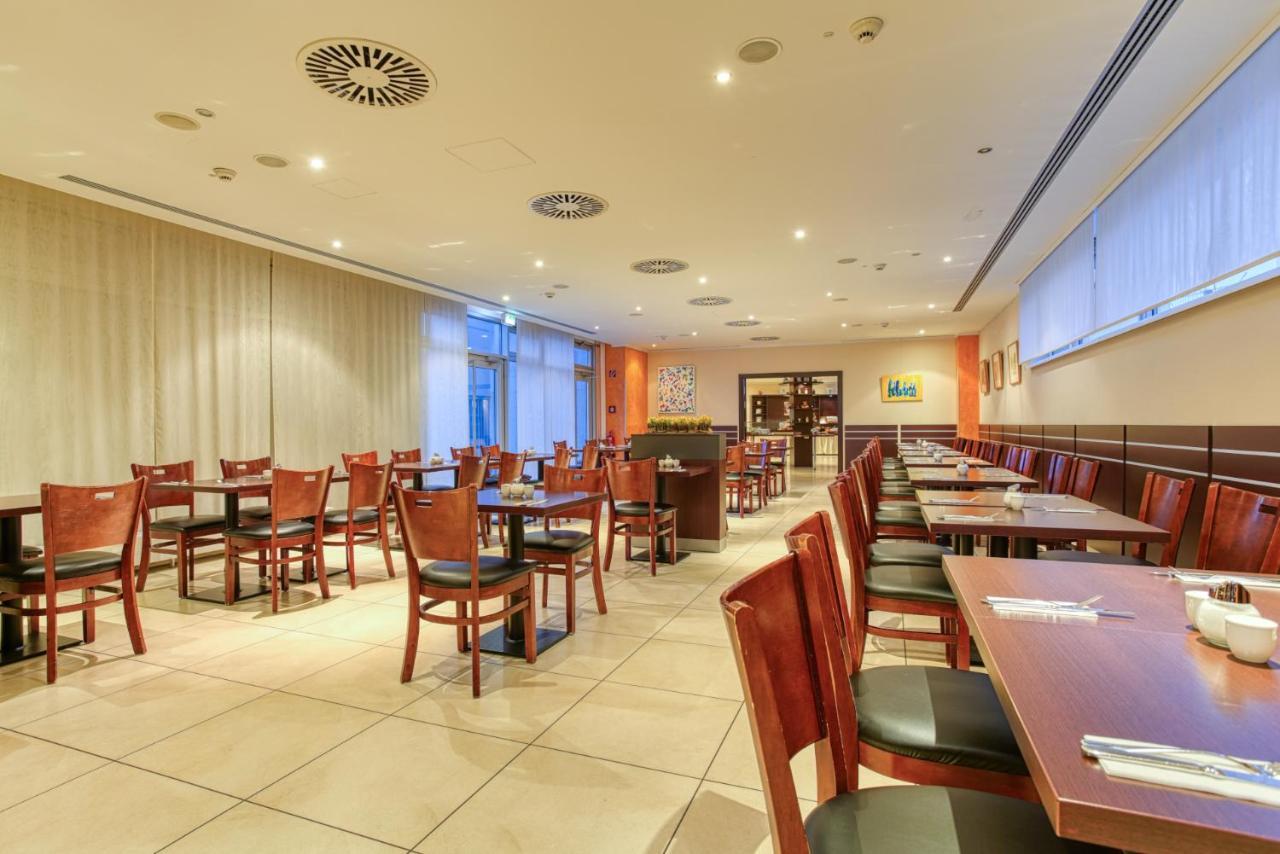 TITANIC Comfort Kurfürstendamm Berlin Exterior foto