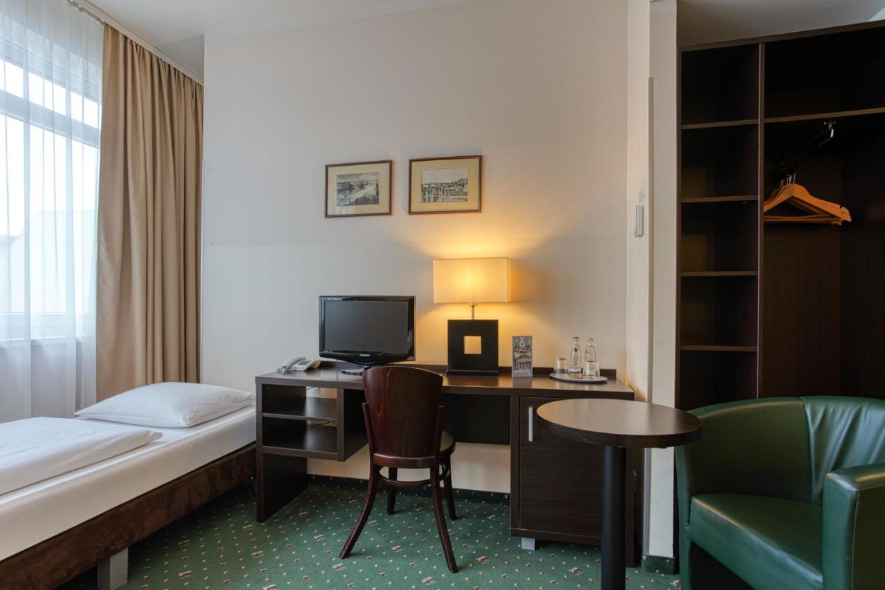 TITANIC Comfort Kurfürstendamm Berlin Exterior foto